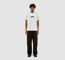 Load image into Gallery viewer, TAUT EMBROI LOGO T-SHIRT WHITE