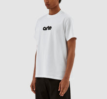 Load image into Gallery viewer, TAUT EMBROI LOGO T-SHIRT WHITE
