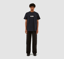 Load image into Gallery viewer, TAUT EMBROI LOGO T-SHIRT NAVY