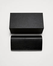 Load image into Gallery viewer, PLATA WITH YELLOW LENS AND BLACK FRAME