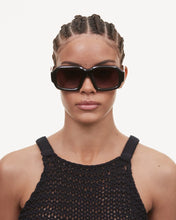 Load image into Gallery viewer, PLATA WITH BROWN LENS AND TORTOISE FRAME