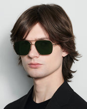 Load image into Gallery viewer, AVIATOR WITH GREEN LENS AND GOLD FRAME