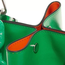 Load image into Gallery viewer, DIAMOND SMALL BUCKET BANNER BAG KELLY GREEN