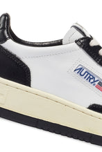 Load image into Gallery viewer, MEDALIST LOW BICOLOR SNEAKERS IN WHITE AND BLACK LEATHER