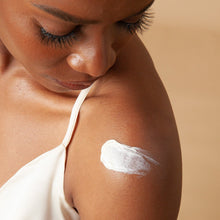 Load image into Gallery viewer, HYDRATING BAOBAB CREAM 16.7 fl oz / 200 ml