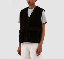 Load image into Gallery viewer, VINCE SHERPA VEST BLACK