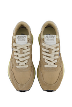 Load image into Gallery viewer, REELWIND LOW SNEAKERS IN PEPPER AND WHITE CRACKED LEATHER AND NYLON