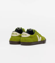 Load image into Gallery viewer, VOLLEY SUEDE DETOX PIERRE EAGLE WOMEN