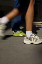 Load image into Gallery viewer, VOLLEY SUEDE DETOX PIERRE EAGLE WOMEN