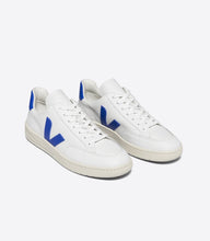 Load image into Gallery viewer, V-12 LEATHER WHITE PAROS MEN