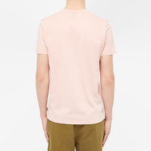 Load image into Gallery viewer, T-SHIRT BADGE LIGHT PINK