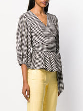 Load image into Gallery viewer, WRAP BLOUSE PRINTED CREPE