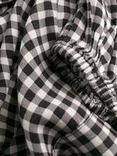 Load image into Gallery viewer, WRAP BLOUSE PRINTED CREPE