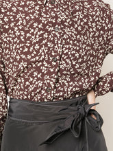 Load image into Gallery viewer, SHIRT PRINTED CREPE CHOCOLATE