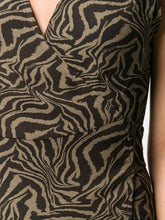 Load image into Gallery viewer, DRESS PRINTED GEORGETTE KALAMATA
