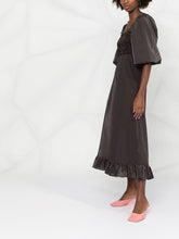 Load image into Gallery viewer, MAXI DRESS SEERSUCKER CHECK BLACK