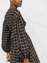 Load image into Gallery viewer, WRAP DRESS SEERSUCKER CHECK FOSSIL