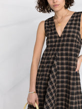 Load image into Gallery viewer, MIDI DRESS SEERSUCKER CHECK FOSSIL