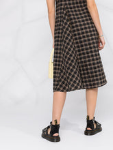 Load image into Gallery viewer, MIDI DRESS SEERSUCKER CHECK FOSSIL