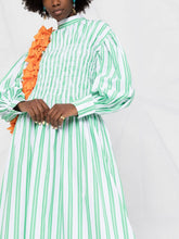 Load image into Gallery viewer, SMOCK DRESS STRIPE COTTON KELLY GREEN