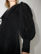 Load image into Gallery viewer, V-NECK RUFFLE COLLAR DRESS JACQUARD ORGANZA BLACK