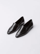Load image into Gallery viewer, AURORA CALF LEATHER BLACK