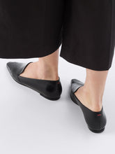 Load image into Gallery viewer, AURORA CALF LEATHER BLACK