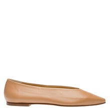 Load image into Gallery viewer, BETTY NAPPA LEATHER HAZELNUT