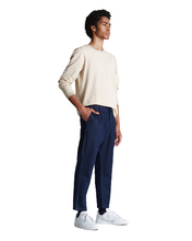 Load image into Gallery viewer, WEEKEND TROUSER  DENIM  RINSED DARK BLUE