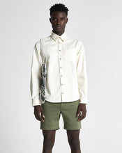Load image into Gallery viewer, POCKET SHIRT BUTTERCREAM