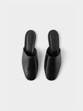Load image into Gallery viewer, KELLY NAPPA LEATHER BLACK