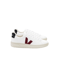 Load image into Gallery viewer, URCA CWL VEGAN WHITE MARSALA BLACK MEN