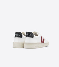Load image into Gallery viewer, URCA CWL VEGAN WHITE MARSALA BLACK MEN