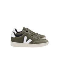 Load image into Gallery viewer, V-12 B-MESH OLIVE WHITE MEN