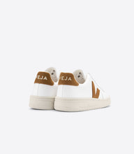 Load image into Gallery viewer, V-12 LEATHER WHITE CAMEL WOMEN