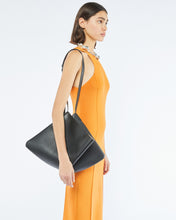 Load image into Gallery viewer, SQUARE BAG OVERSIZED BLACK