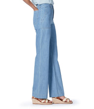 Load image into Gallery viewer, SEASIDE JEANS LIGHT BLUE WOMEN