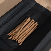 Load image into Gallery viewer, SMUDGE ME CLEAN PREMIUM INCENSE
