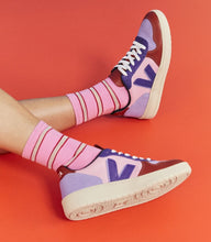 Load image into Gallery viewer, V-10 LEATHER MAKE MY LEMONADE GUIMAUVE WOMEN