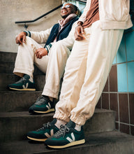 Load image into Gallery viewer, RIO BRANCO ALVEOMESH POKER WHITE MEN