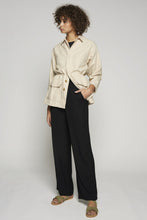 Load image into Gallery viewer, SAFARI JACKET BEIGE