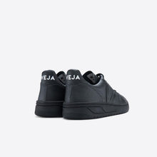 Load image into Gallery viewer, V-10 CWL VEGAN BLACK WOMEN