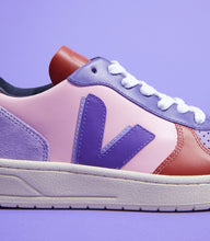 Load image into Gallery viewer, V-10 LEATHER MAKE MY LEMONADE GUIMAUVE WOMEN