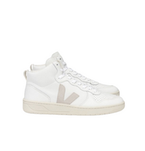 Load image into Gallery viewer, V-15 LEATHER WHITE MEN
