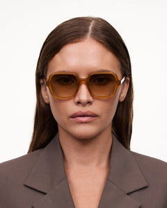 CONIC HONEY WITH GRADIENT LIGHT BROWN & HONEY FRAME