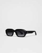 Load image into Gallery viewer, PERGA BLACK WITH BLACK LENS &amp; BLACK FRAME
