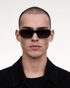 PERGA BLACK WITH BLACK LENS & BLACK FRAME