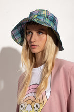 Load image into Gallery viewer, RECYCLED TECH BUCKET HAT PRINT LAGOON

