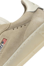 Load image into Gallery viewer, DALLAS LOW MAN  SUEDE AND LEATHER PAPYRUS &amp; MARSH UNISEX
