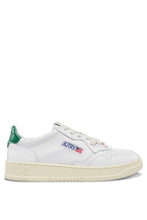 Load image into Gallery viewer, MEDALIST LOW SNEAKERS IN WHITE AND GREEN LEATHER UNISEX
